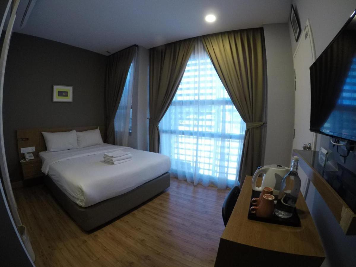 Golden Leaf Boutique Hotel Nusa Idaman Formerly Known As Ariana Hotel Johor Bahru Exterior photo