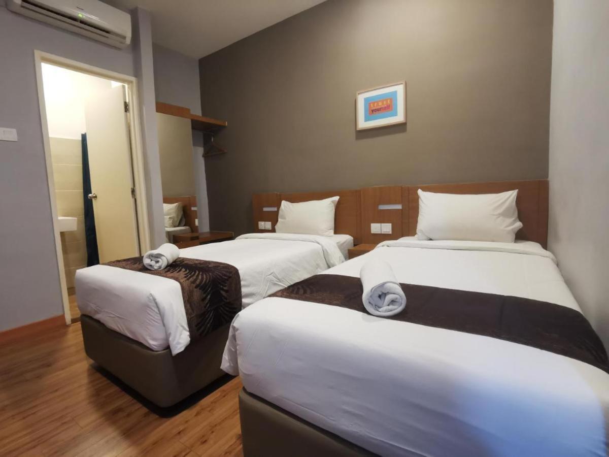 Golden Leaf Boutique Hotel Nusa Idaman Formerly Known As Ariana Hotel Johor Bahru Exterior photo