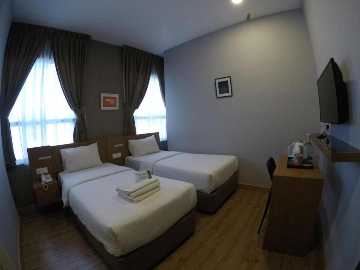 Golden Leaf Boutique Hotel Nusa Idaman Formerly Known As Ariana Hotel Johor Bahru Exterior photo
