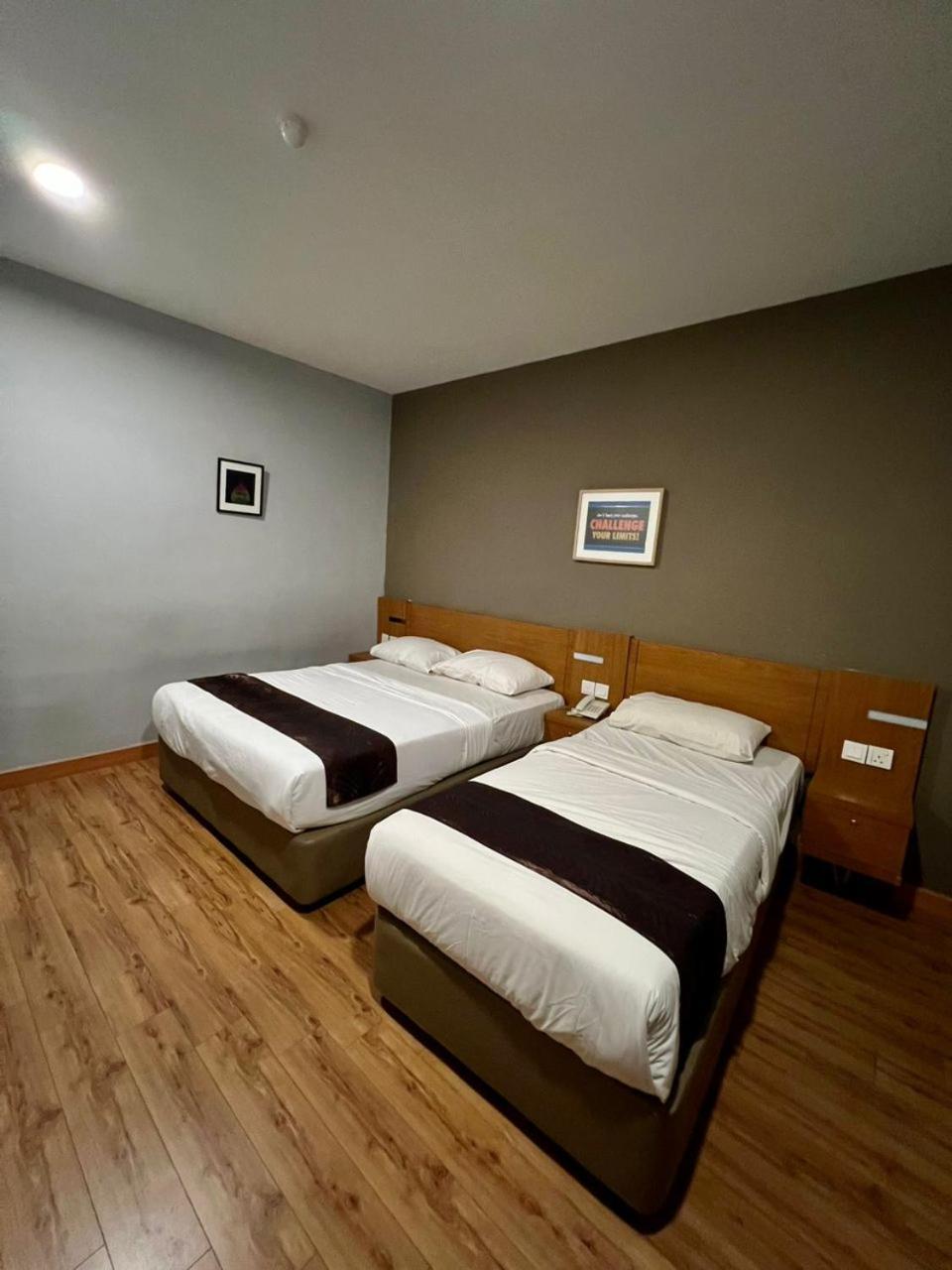 Golden Leaf Boutique Hotel Nusa Idaman Formerly Known As Ariana Hotel Johor Bahru Exterior photo